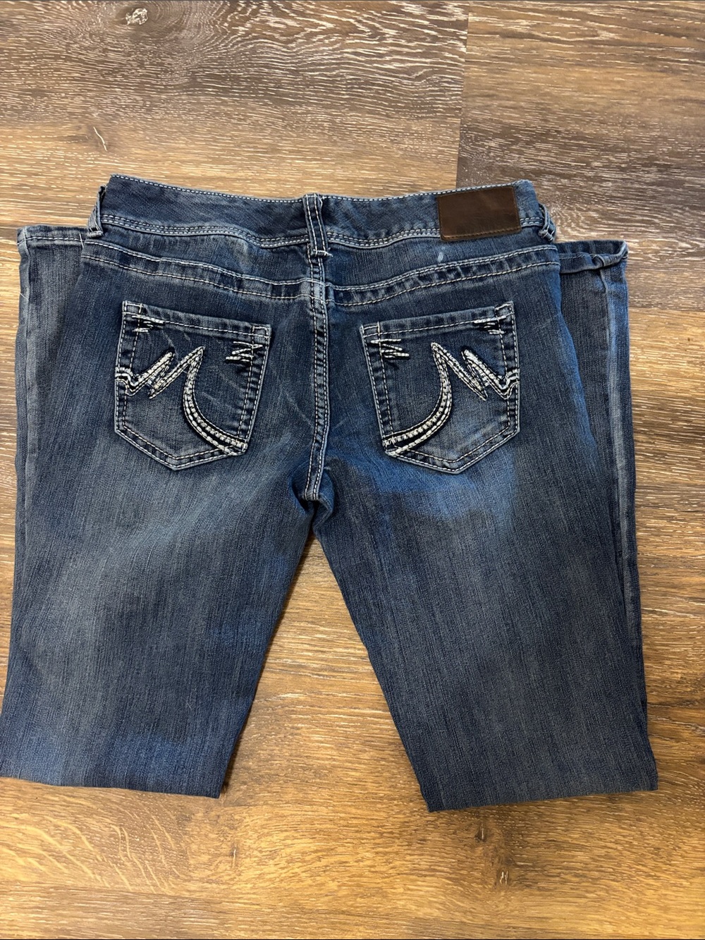 Maurices Classic Dark Blue Women's Jeans with Embroidered Back Pockets